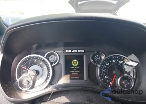 2019 Ram 1500 Big Horn/Lone Star из США, поврежденный, VIN 1C6RREFT5KN600876